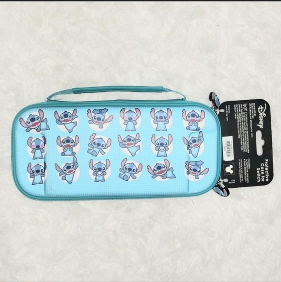Hot Topic Lilo & Stitch Chibi Nintendo Switch Carrying Case! ✨️ NWT - Picture 2 of 3